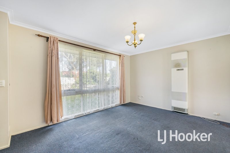 Photo - 1/137 Fordholm Road, Hampton Park VIC 3976 - Image 4