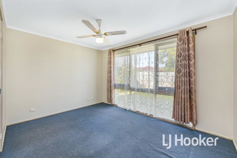 Photo - 1/137 Fordholm Road, Hampton Park VIC 3976 - Image 6