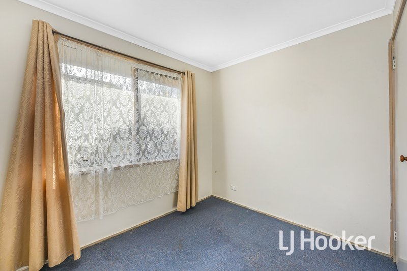 Photo - 1/137 Fordholm Road, Hampton Park VIC 3976 - Image 8