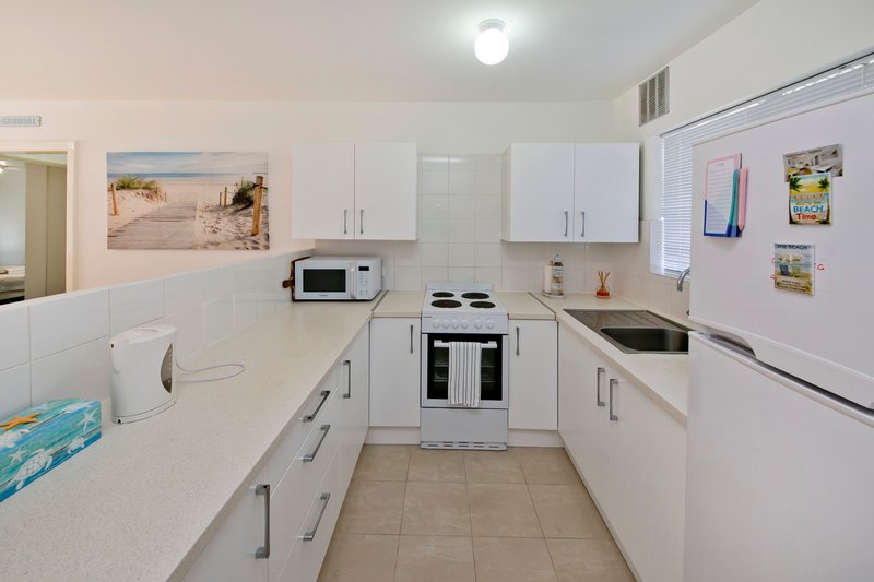 Photo - 1/137 Hastings Street, Scarborough WA 6019 - Image 4