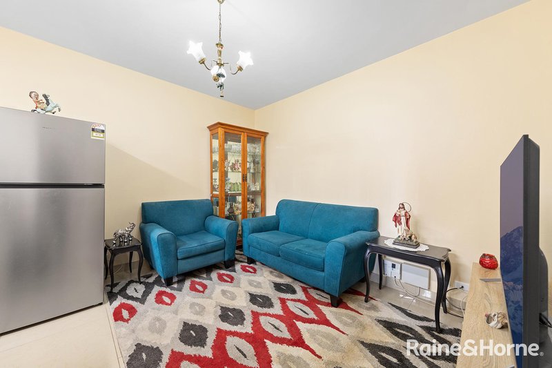 Photo - 1/137 Moore Street, Liverpool NSW 2170 - Image 2