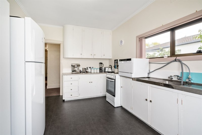 Photo - 1/137 Steele Street, Devonport TAS 7310 - Image 7