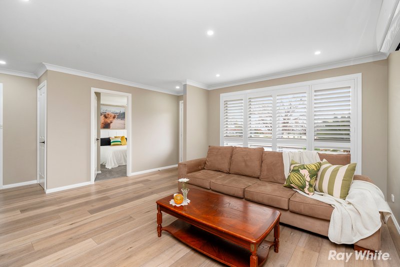 Photo - 1/137 Undurra Drive, Glenfield Park NSW 2650 - Image 3