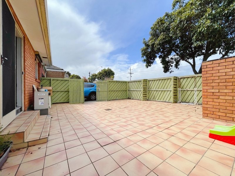 Photo - 1/1377 Centre Road, Clayton VIC 3168 - Image 9