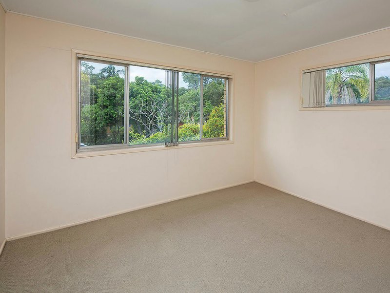 Photo - 1/138 Bankside Street, Nathan QLD 4111 - Image 5