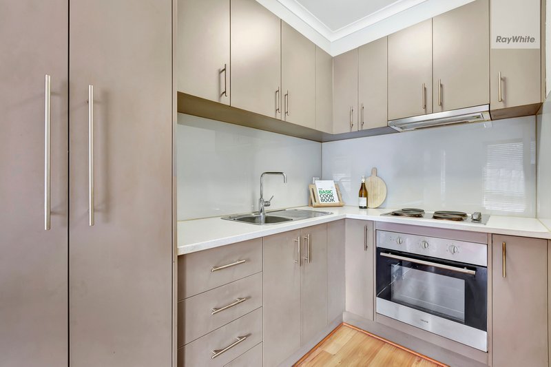 Photo - 11/38 Canberra Street, Brunswick VIC 3056 - Image 4