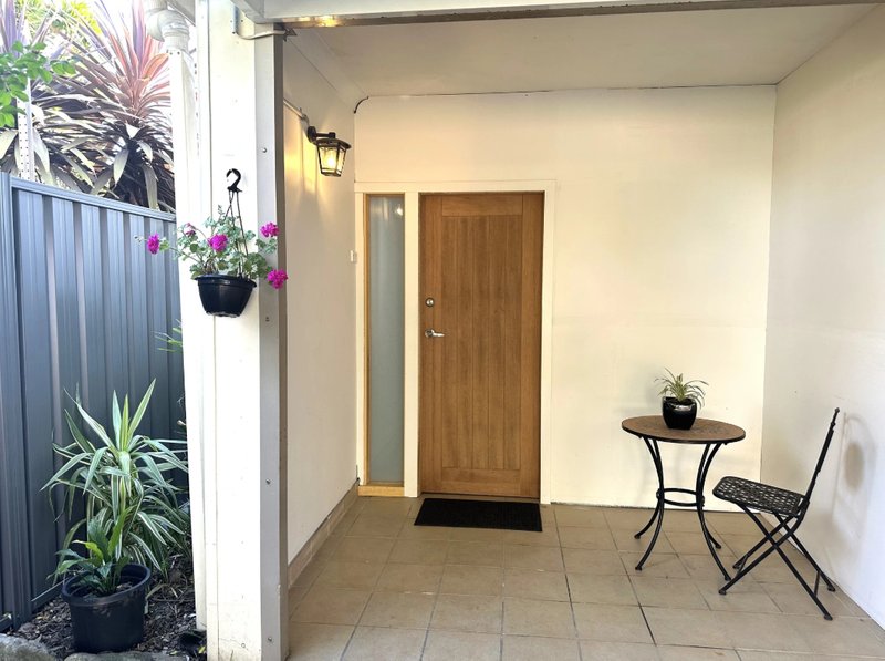 Photo - 1/139 Hillcrest Avenue, Hurstville Grove NSW 2220 - Image 1