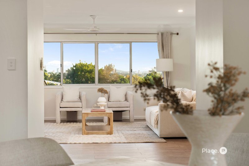 Photo - 1139 South Pine Road, Arana Hills QLD 4054 - Image 2