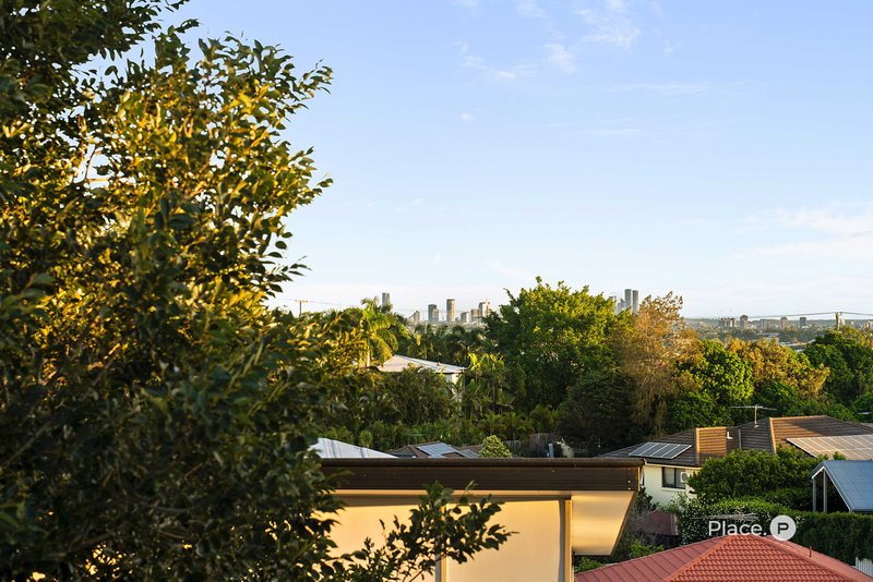 Photo - 1139 South Pine Road, Arana Hills QLD 4054 - Image 4