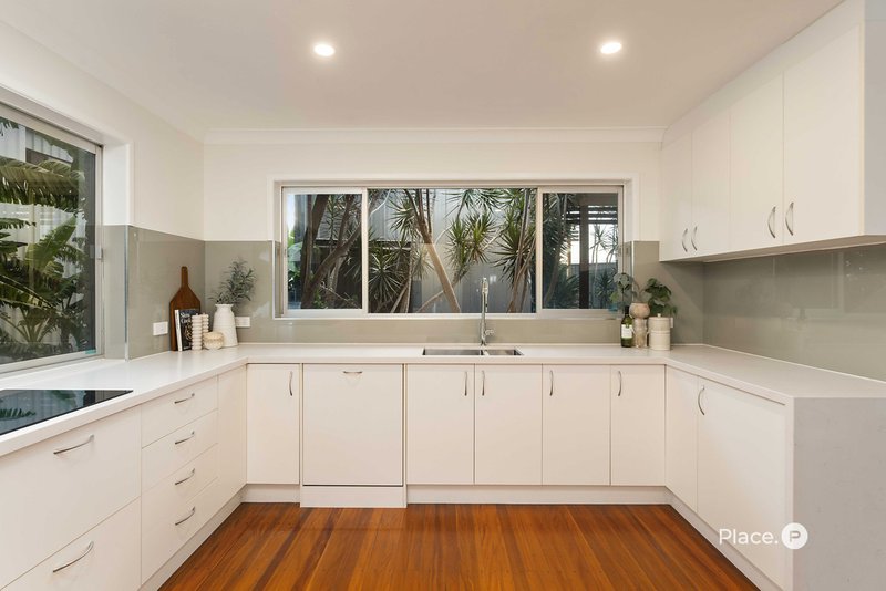 Photo - 1139 South Pine Road, Arana Hills QLD 4054 - Image 7