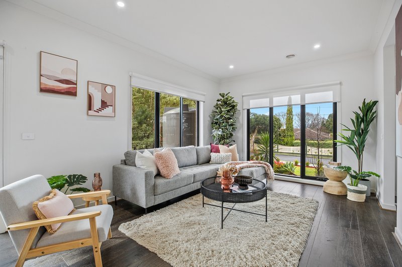 Photo - 1/14-16 John Street, Bayswater VIC 3153 - Image 4