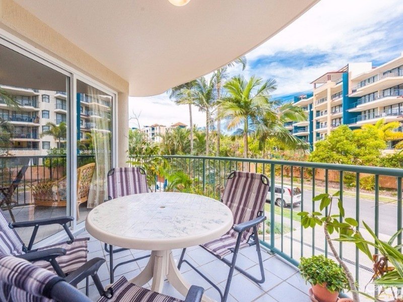 Photo - 1/14-16 Maroubra Street, Maroochydore QLD 4558 - Image 3