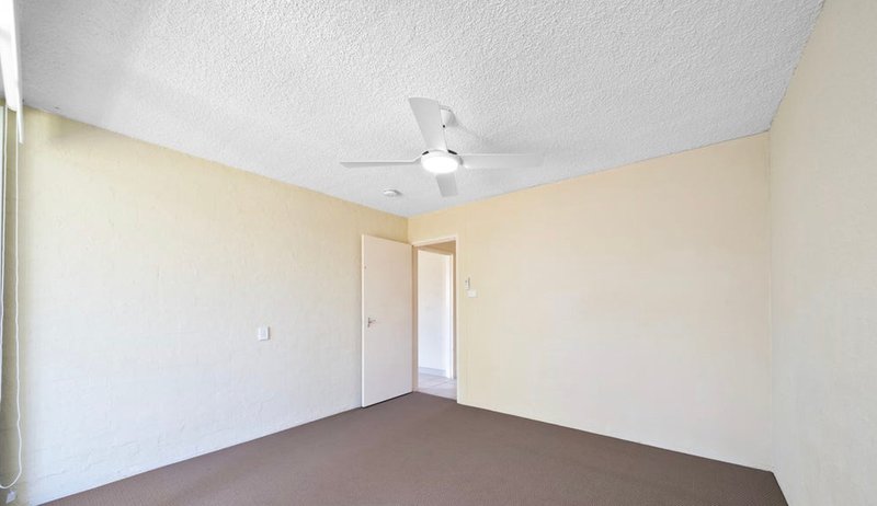 Photo - 1/14-16 Meredith Street, Redcliffe QLD 4020 - Image 7