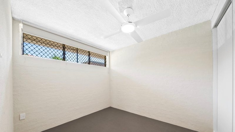 Photo - 1/14-16 Meredith Street, Redcliffe QLD 4020 - Image 8