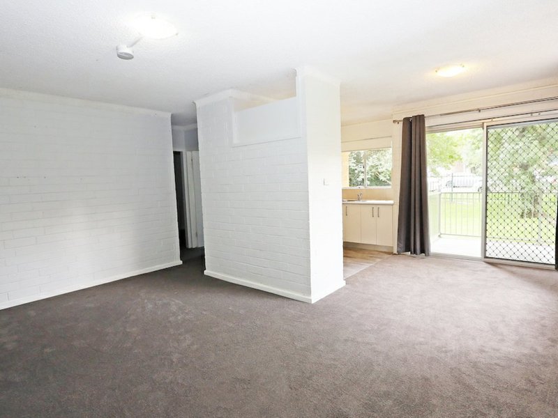 Photo - 1/14-18 Santley Crescent, Kingswood NSW 2747 - Image 3