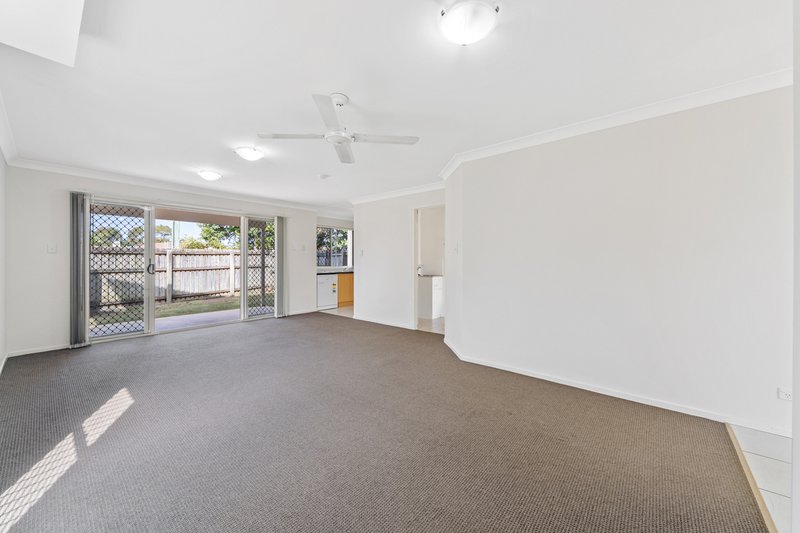 Photo - 1/14-22 Lipscombe Road, Deception Bay QLD 4508 - Image 4