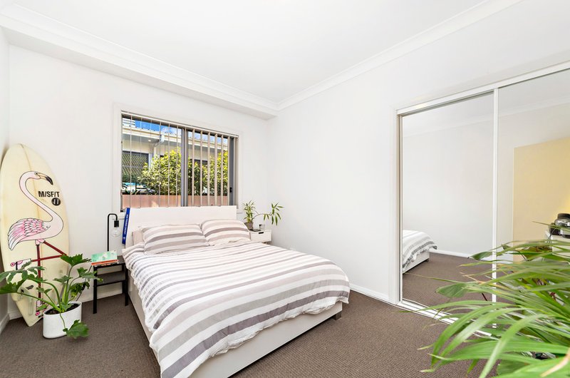 Photo - 11/4-6 Victoria Street, Wollongong NSW 2500 - Image 7