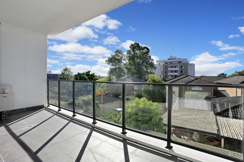 Photo - 114 /8 George Street, Seven Hills NSW 2147 - Image 5