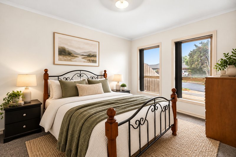 Photo - 1/14 Acheron Crescent, Werribee VIC 3030 - Image 2