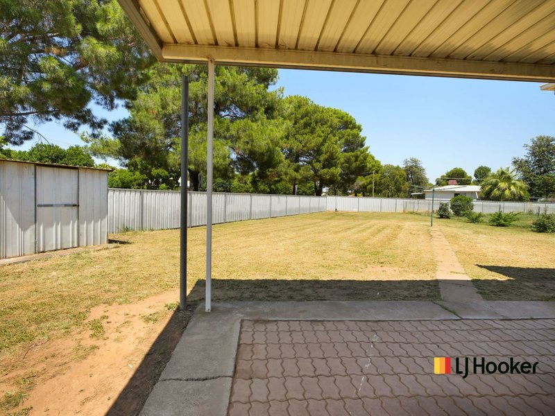 Photo - 114 Algalah Street, Narromine NSW 2821 - Image 11