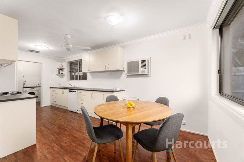 Photo - 1/14 Ash Grove, Bayswater VIC 3153 - Image 5