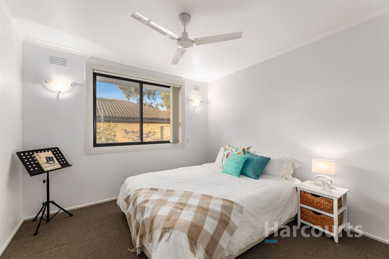 Photo - 1/14 Ash Grove, Bayswater VIC 3153 - Image 10