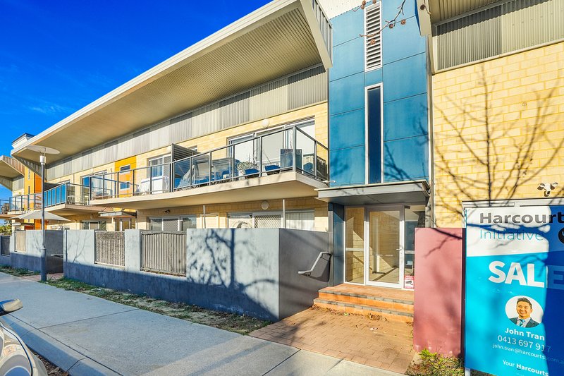 Photo - 11/4 Ashbury Crescent, Mirrabooka WA 6061 - Image 1