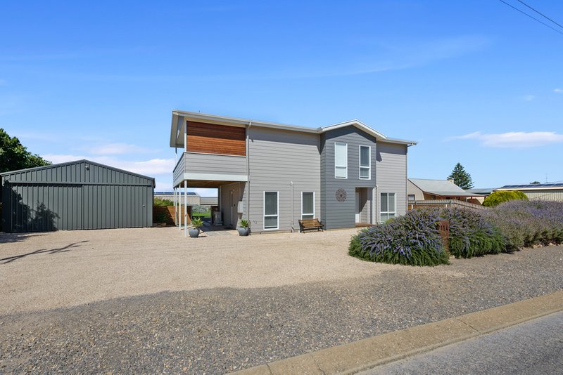 Photo - 114 Bayview Road, Point Turton SA 5575 - Image 3