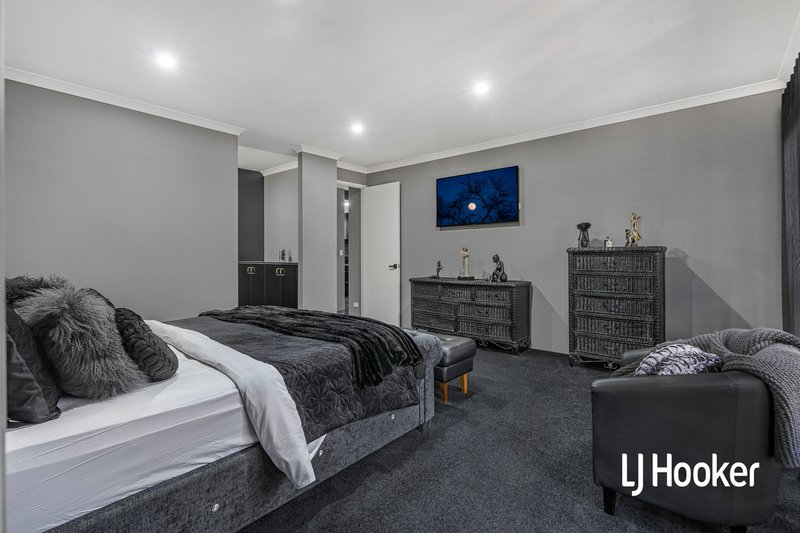 Photo - 114 Castlewood Parkway, Southern River WA 6110 - Image 19