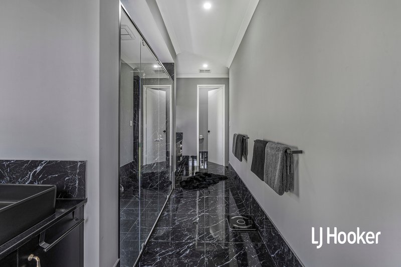 Photo - 114 Castlewood Parkway, Southern River WA 6110 - Image 21