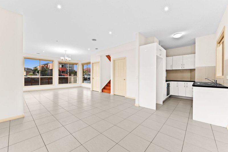 Photo - 1/14 David Street, Noble Park VIC 3174 - Image 3