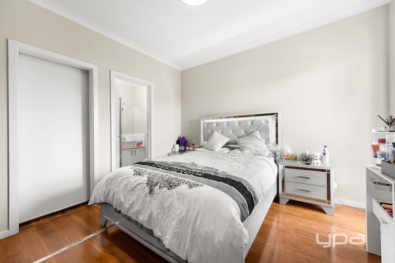 Photo - 1/14 Disraeli Street, St Albans VIC 3021 - Image 11