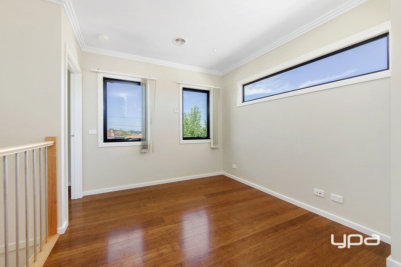 Photo - 1/14 Disraeli Street, St Albans VIC 3021 - Image 6