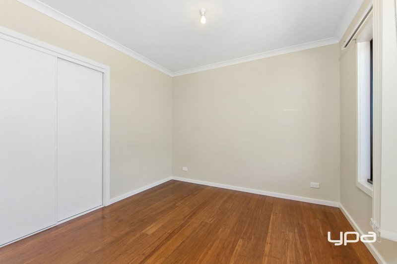 Photo - 1/14 Disraeli Street, St Albans VIC 3021 - Image 9