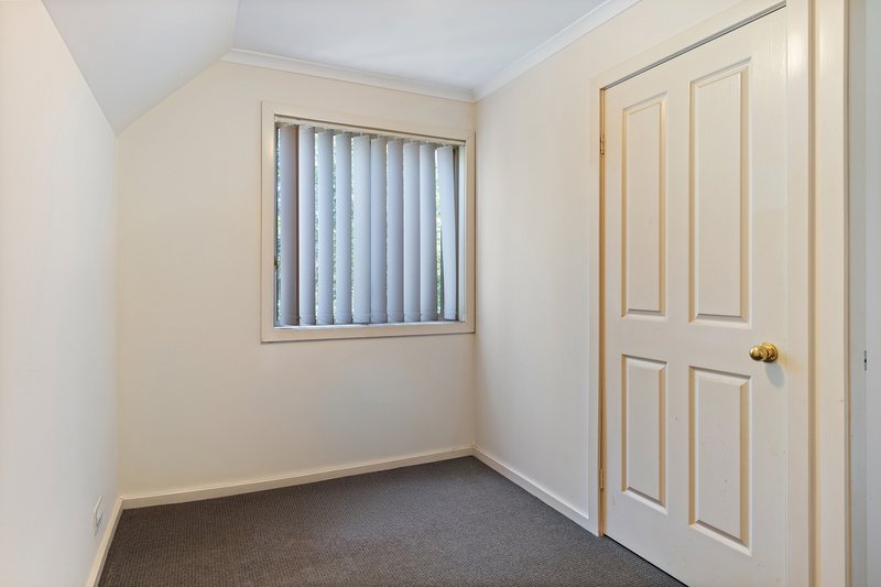 Photo - 1/14 Donnison Street West , West Gosford NSW 2250 - Image 6