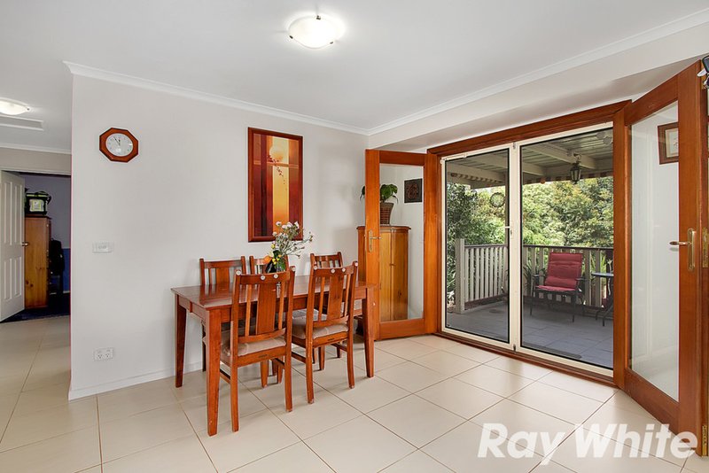 Photo - 114 Duncan Drive, Pakenham VIC 3810 - Image 5