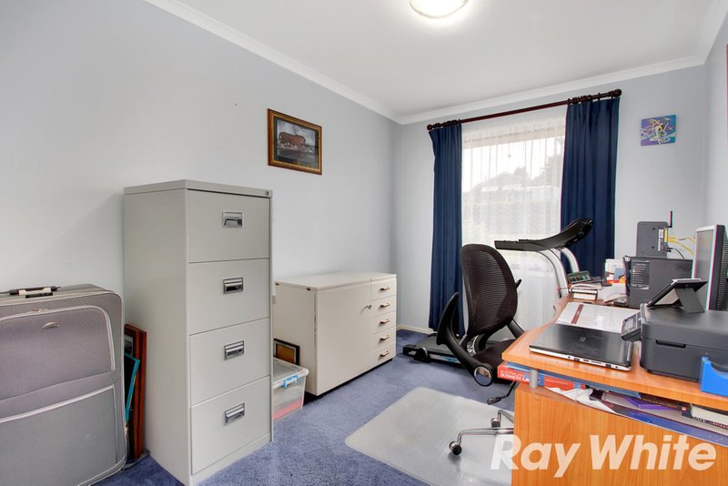 Photo - 114 Duncan Drive, Pakenham VIC 3810 - Image 10