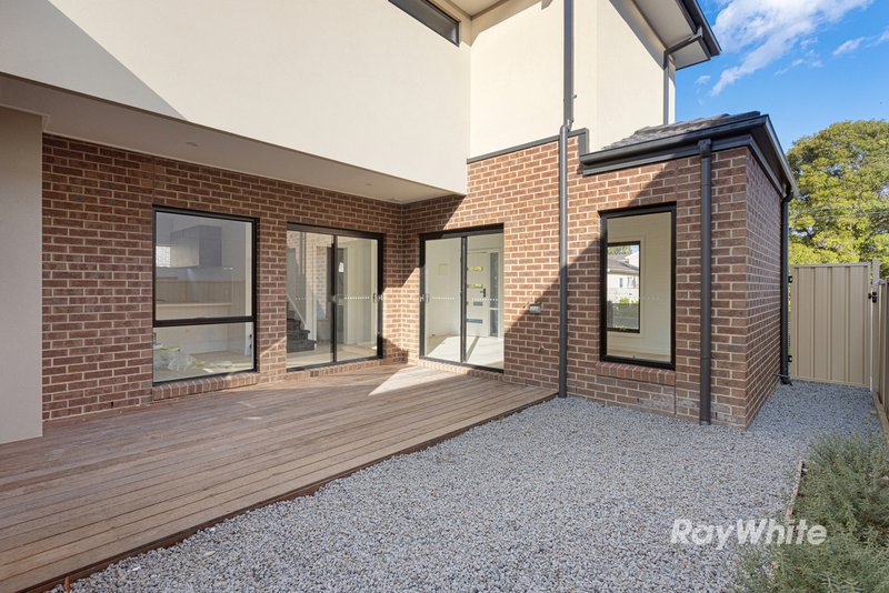 Photo - 1/14 Eckford Street, Dandenong VIC 3175 - Image 8