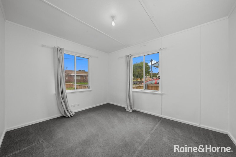 Photo - 1/14 Erebus Street, Warrane TAS 7018 - Image 9