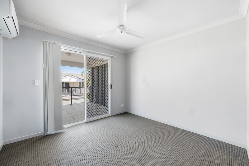 Photo - 1/14 Fowler Street, West Gladstone QLD 4680 - Image 11