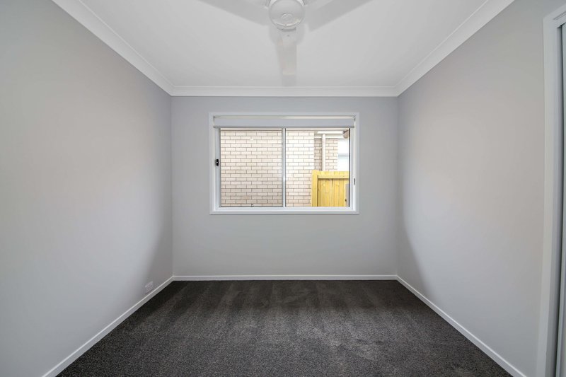 Photo - 1/14 Goddard Street, Logan Reserve QLD 4133 - Image 4