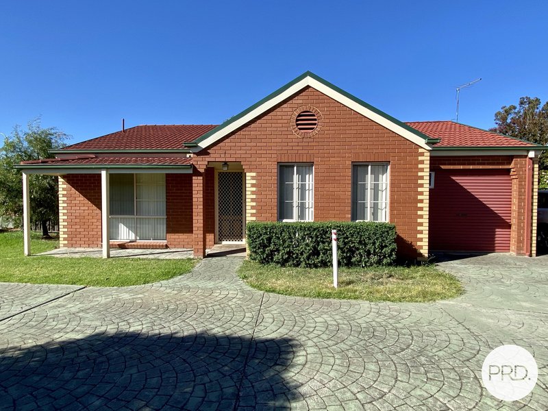 1/14 Graetz Court, Lavington NSW 2641