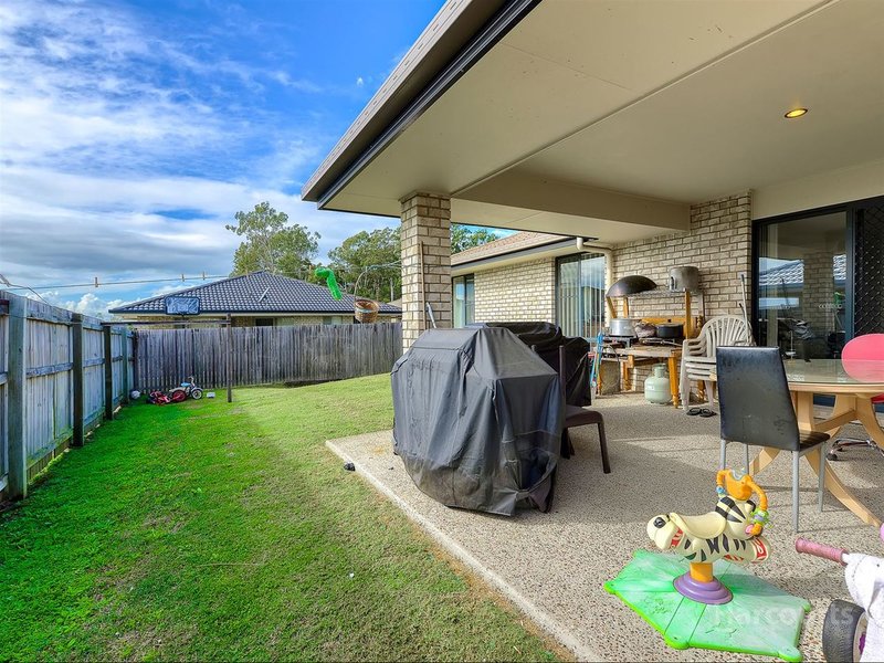 Photo - 114 Graham Road, Morayfield QLD 4506 - Image 14