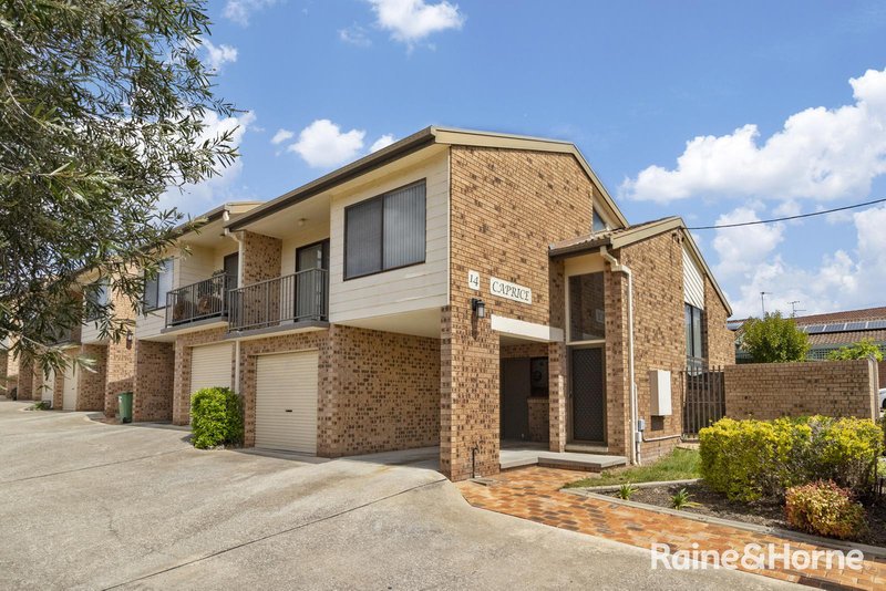 Photo - 1/14 Hakea Street, Queanbeyan NSW 2620 - Image