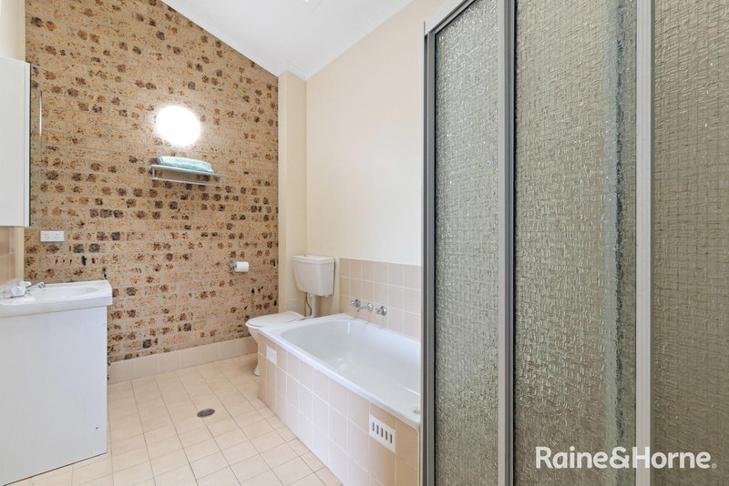 Photo - 1/14 Hakea Street, Queanbeyan NSW 2620 - Image 22