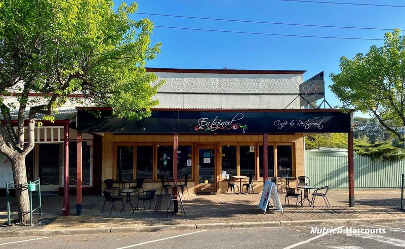 Photo - 114 Henty Street, Casterton VIC 3311 - Image 3