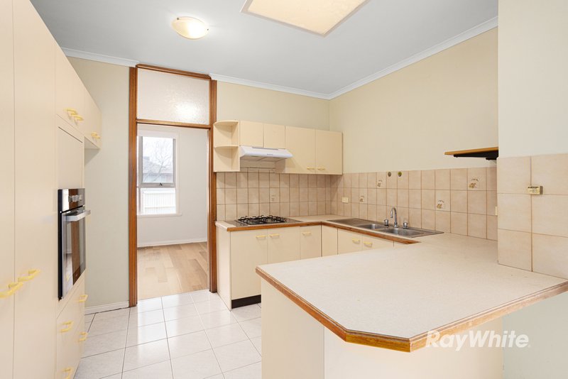 Photo - 1/14 Hewitts Road, Carnegie VIC 3163 - Image 3