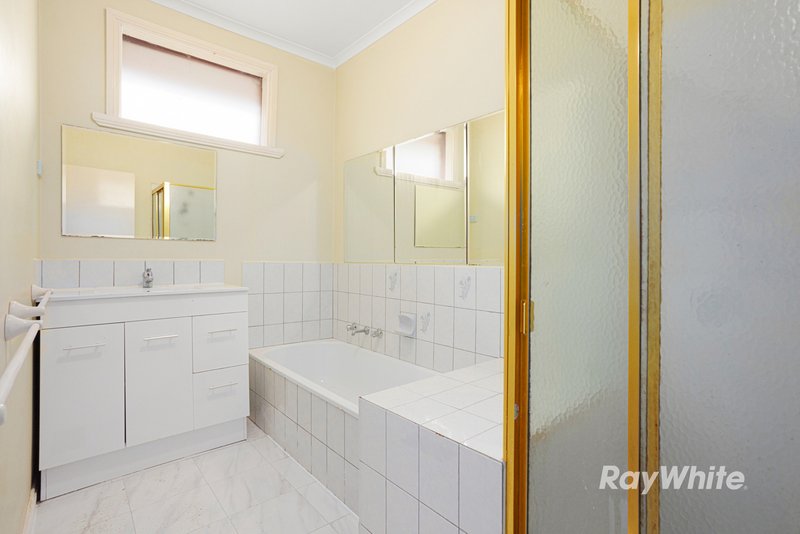 Photo - 1/14 Hewitts Road, Carnegie VIC 3163 - Image 5