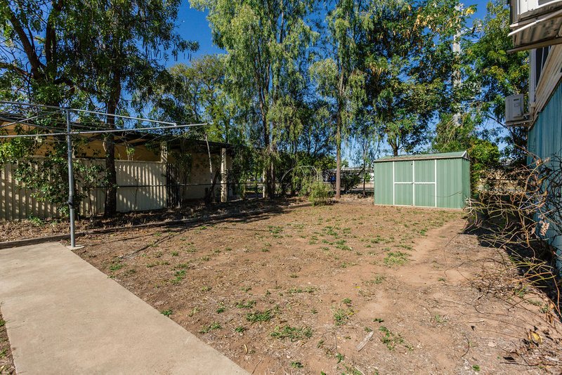 Photo - 114 Hospital Road, Emerald QLD 4720 - Image 15