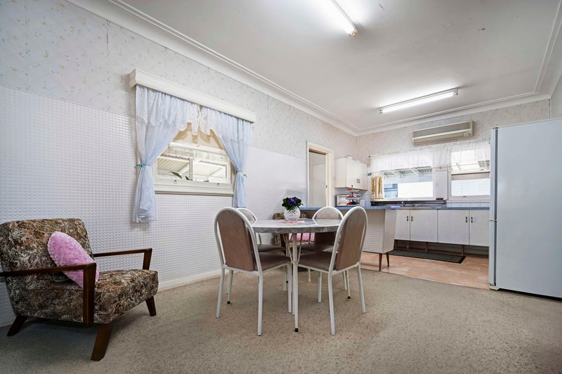 Photo - 114 Lakeview Parade, Blacksmiths NSW 2281 - Image 6